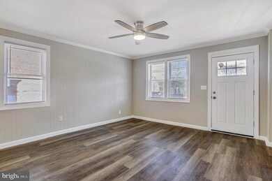 8534 Oakleigh Rd, Parkville, MD 21234 - photo 7