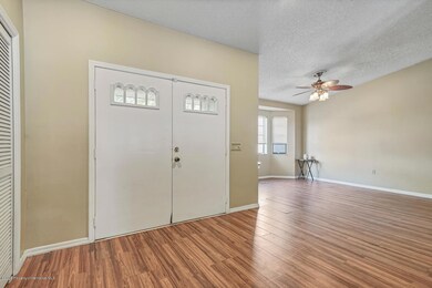 7307 Jomel Dr Weeki Wachee FL-large-006-