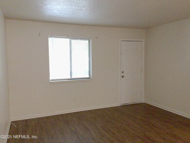 5232 Westchase Ct unit 2, Jacksonville, FL 32210 - photo 3