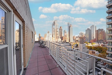 205 E 63rd St unit 18C, New York, NY 10065 - photo 2