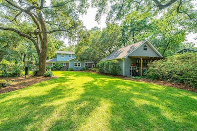 802RobertELeeBlvd052