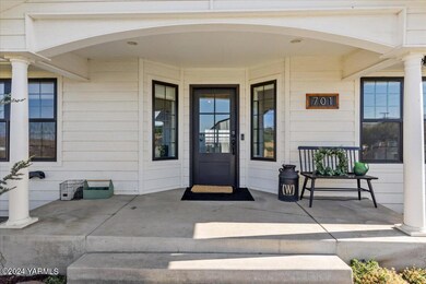 20-701 N Mize-031