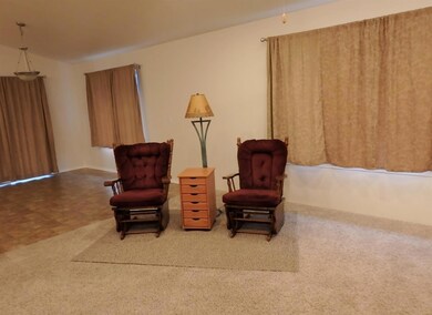 117 Aztec Ct, Grants Pass, OR 97527 - photo 2