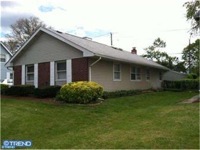 22 Pheasant Ln, Willingboro, NJ 08046 - photo 2