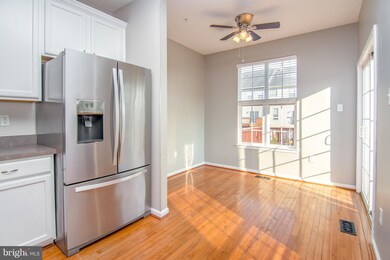 2615 Lotuswood Ct, Odenton, MD 21113 - photo 4