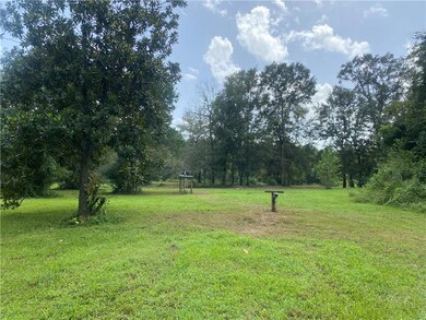 Lot 4 looking toward the river.