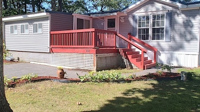 308 Friar Tuck Dr, Exeter, NH 03833 - photo 2