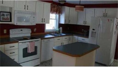 37 Liberty Ln, Ashburnham, MA 01430 - photo 2