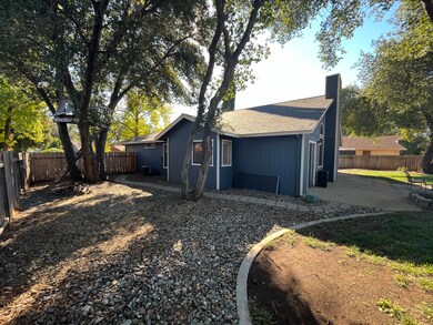 3536 Leonard St, Redding, CA 96002 - photo 5