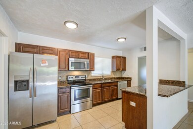 Kitchen 1