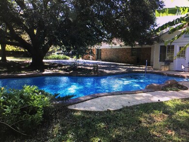 217 Navidad St, Bay City, TX 77414 - photo 6