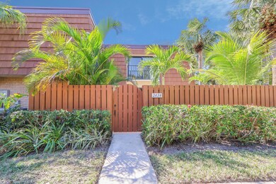 2434 24th Ct, Jupiter, FL 33477 - photo 3
