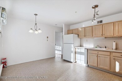 06-95d Halls Croft Rd, Freehold, NJ-6