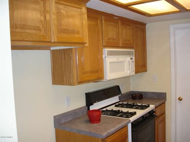 Kitchen 'DSC00231