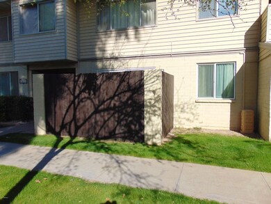2635 W Rose Ln #B-122 - 2017-03-10 (32)