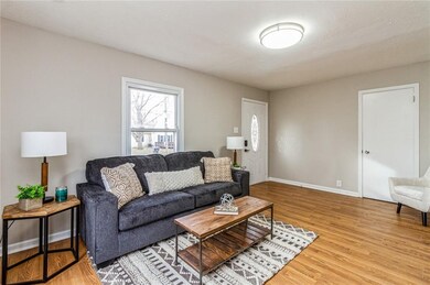 2217 Lay St, Des Moines, IA 50317 - photo 4