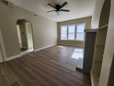 2720 W Glenlake Ave unit 2, Chicago, IL 60659 - photo 3