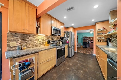 927 Cedar Ave, Inverness, FL 34452 - photo 7