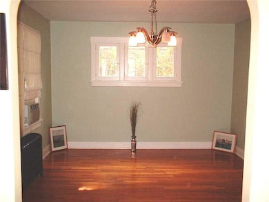 Dining Room. Large dining room perfect for at home