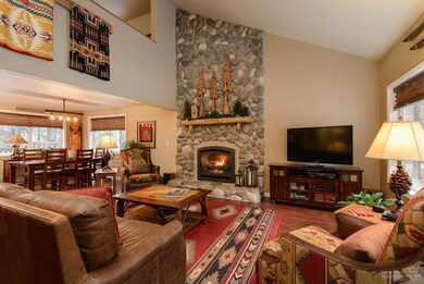 16619 Wagon Trl, Bend, OR 97707 - photo 2