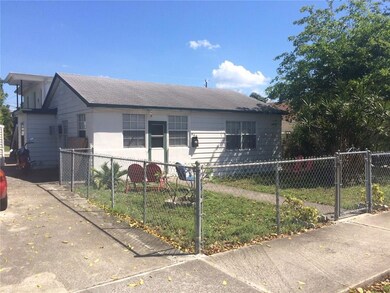 949 Ardmore Rd, West Palm Beach, FL 33401 - photo 2