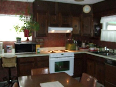 508 Virginia Cir W, Columbus, OH 43213 - photo 5