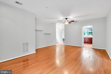 2505 Revere Ct unit 31C, Crofton, MD 21114 - photo 6
