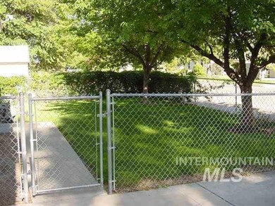 1012 E Sherman Ave, Nampa, ID 83686 - photo 5