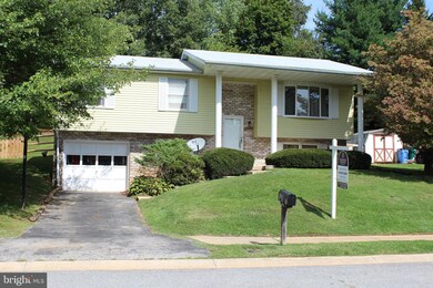 7285 Pommel Dr, Sykesville, MD 21784 - photo 2