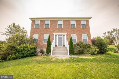 303 Hershel Ln, Hedgesville, WV 25427 - photo 5