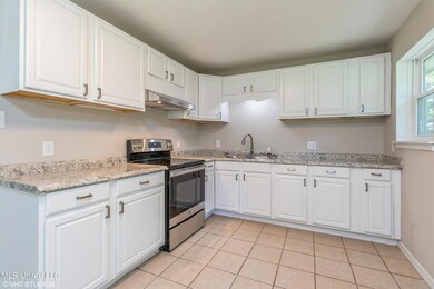 3400 Goldenrod Ave, Moss Point, MS 39562 - photo 3