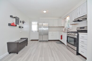 16 Academy Dr, Nashua, NH 03064 - photo 5