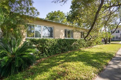 1000 14th St N, Saint Petersburg, FL 33705 - photo 3
