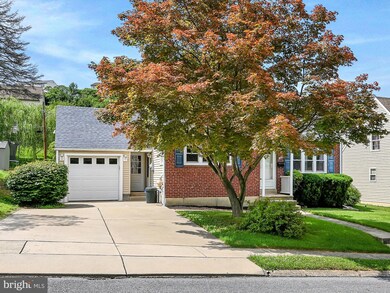 107 Gerald Ave, Reading, PA 19607 - photo 2