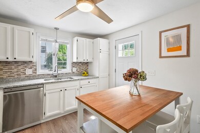 16 Bolton St, Worcester, MA 01604 - photo 6