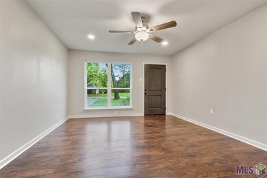 3525 Robert St, Zachary, LA 70791 - photo 2