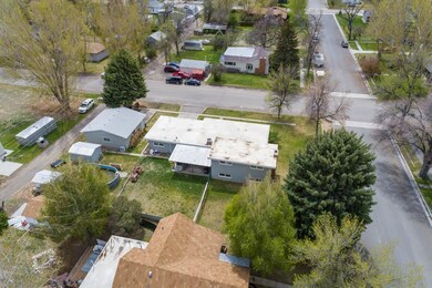 618 Montana Ave, Basin, WY 82410 - photo 4