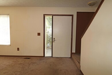 Entry door with sidelite