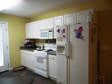 Kitchen 3