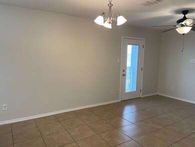 5402 Marcella Ave unit 302 A, Laredo, TX 78041 - photo 5