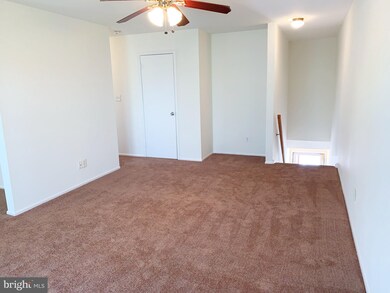 202 Garnet Dr unit 2K, Burlington, NJ 08016 - photo 3