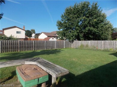 9613 Grist Mill Run, Olmsted Falls, OH 44138 - photo 5