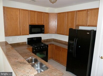 15503 John Diskin Cir, Woodbridge, VA 22191 - photo 5