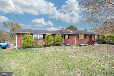 820 N Franklin St, Pottstown, PA 19464 - photo 6