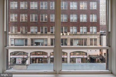 Aria the Condominium unit 2D, Philadelphia, PA 19102 - photo 2