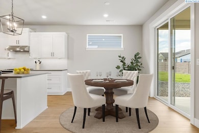 12105 Dunsmuir Dr, Pasco, WA 99301 - photo 2