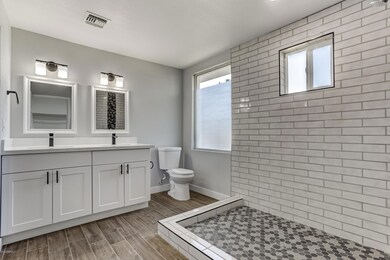 1718 E Rovey Ave-38 (1)