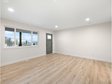 7684 SE 98th Ave, Portland, OR 97266 - photo 6