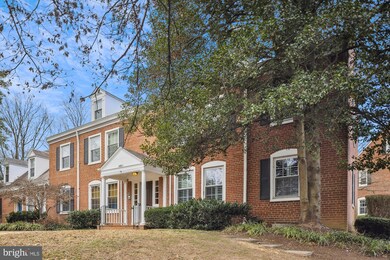 4801 31st St S unit B1, Arlington, VA 22206 - photo 2