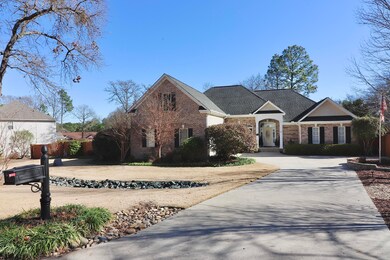 front of house with mailbox
